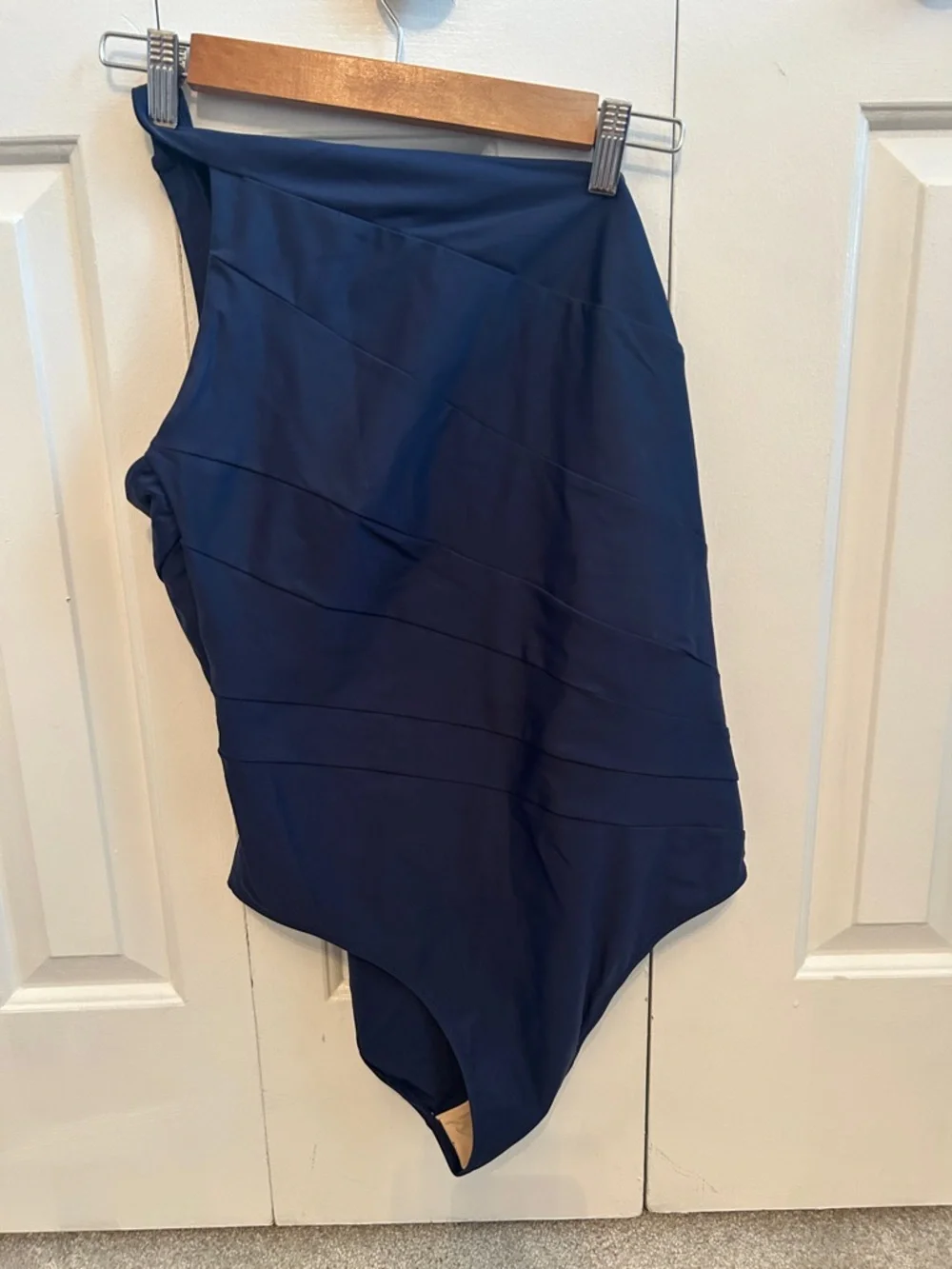 Sidestroke Navy Like New - Picture 3 of 4